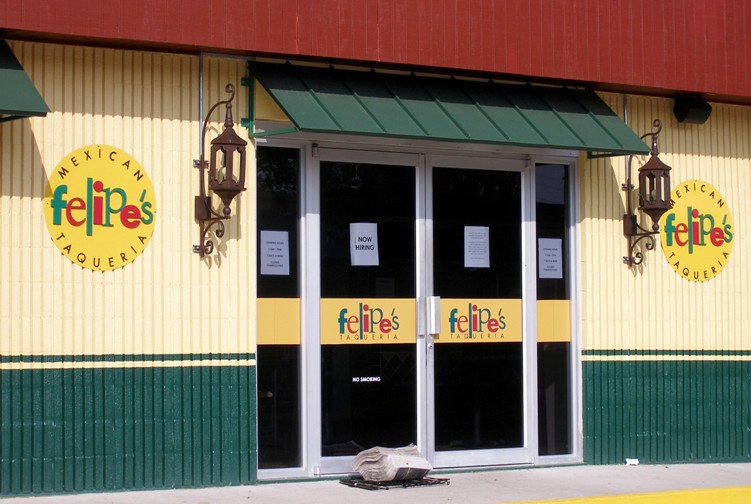 Felipe's Mexican Taqueria, in the Broadmoor neighborhood.  One of a number of new establishments to open in New Orleans since Katrina that reflect the post-storm influx of Hispanic migrants and immigrants.)