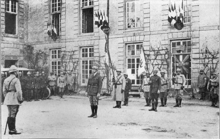 Monsieurs dans automobile, sud de France 1917 (?) Monsieurs dans automobile, sud de France 1917 (?)